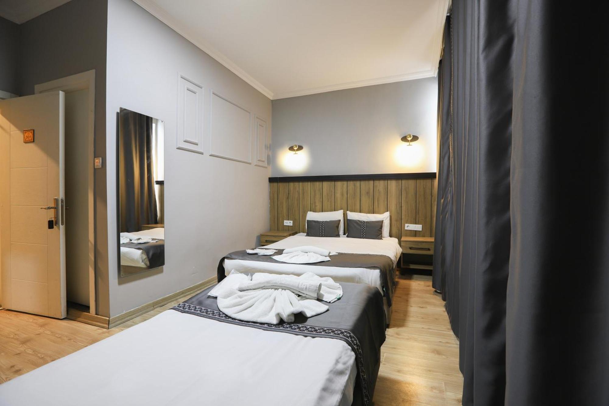 La Pera Suites Istanbul Exterior photo
